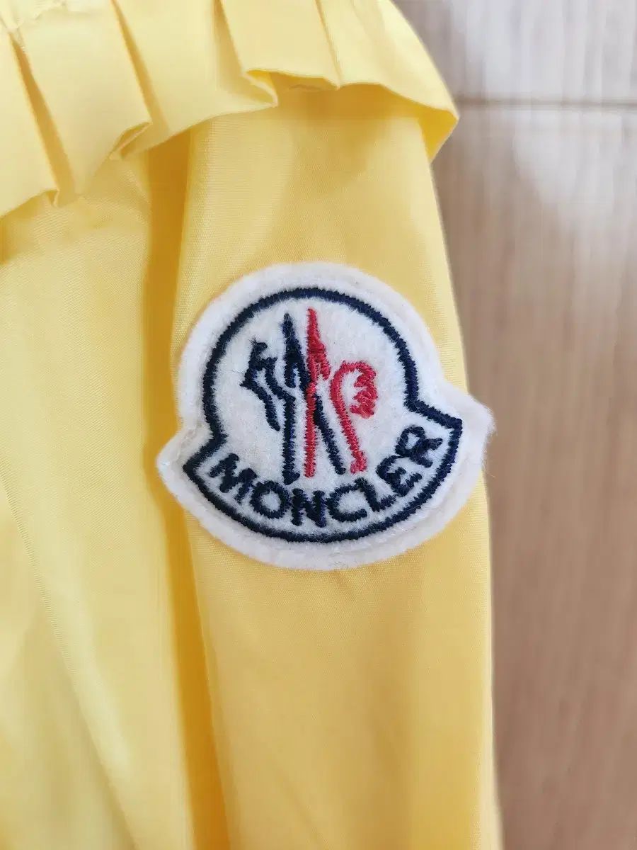  モンクレール キッズ ウィンドブレーカー Prague Hooded Jacket 12歳 その他 ジャケット ブルゾン