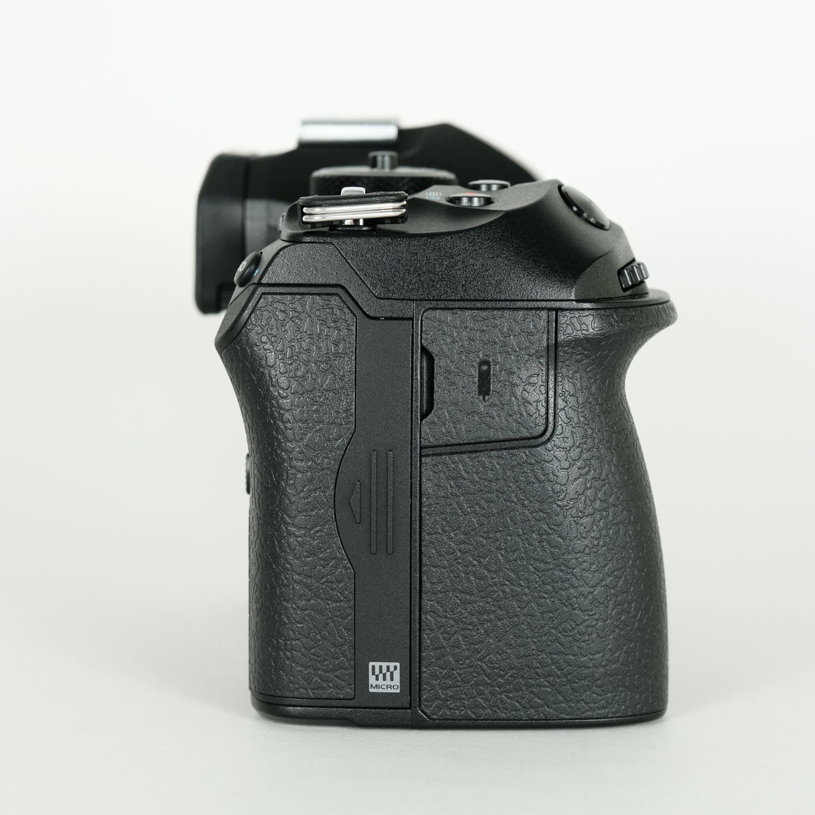 OM-1