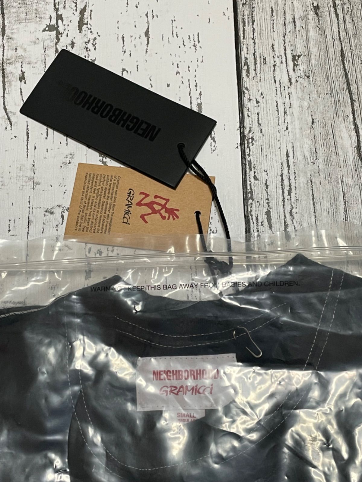 ネイバーフット×グラミチ　neighborhood Tシャツ グラミチ×ネイバーフッドから、リラクシングで機能的な新