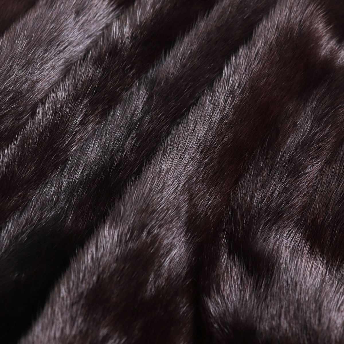 毛並み美品○SAGA MINK サガミンク 逆毛 本毛皮ショートコート