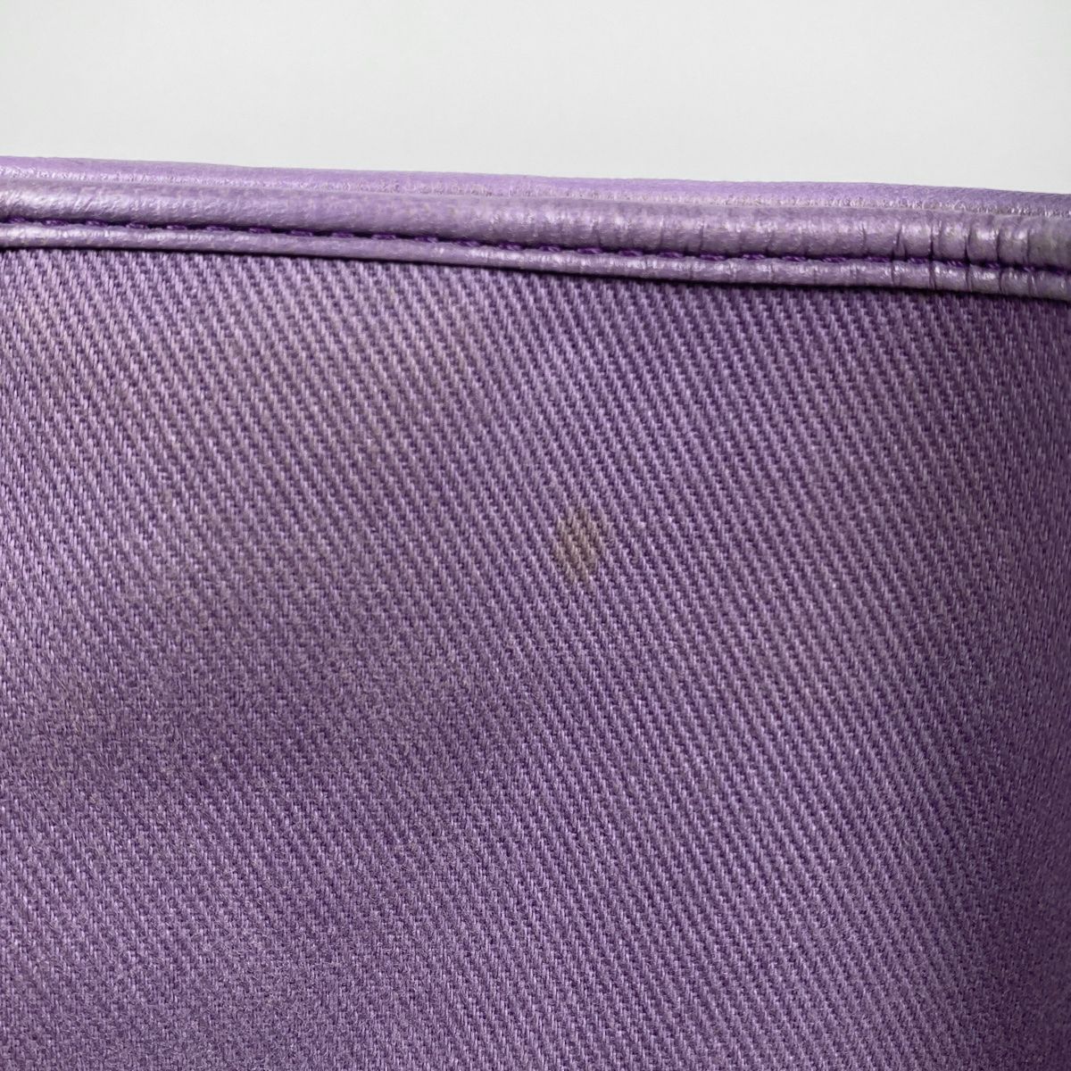 【未使用品】【匿名配送】Yves Saint-Laurent パープルロゴ イヴ・サンローラン YVES SAINT LAURENT ロゴ ショルダーバッグ