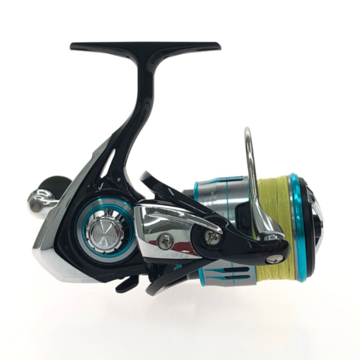 ▼▼DAIWA ダイワ スピニングリール 19エメラルダス LT2500S 060101 リールポーチ付属