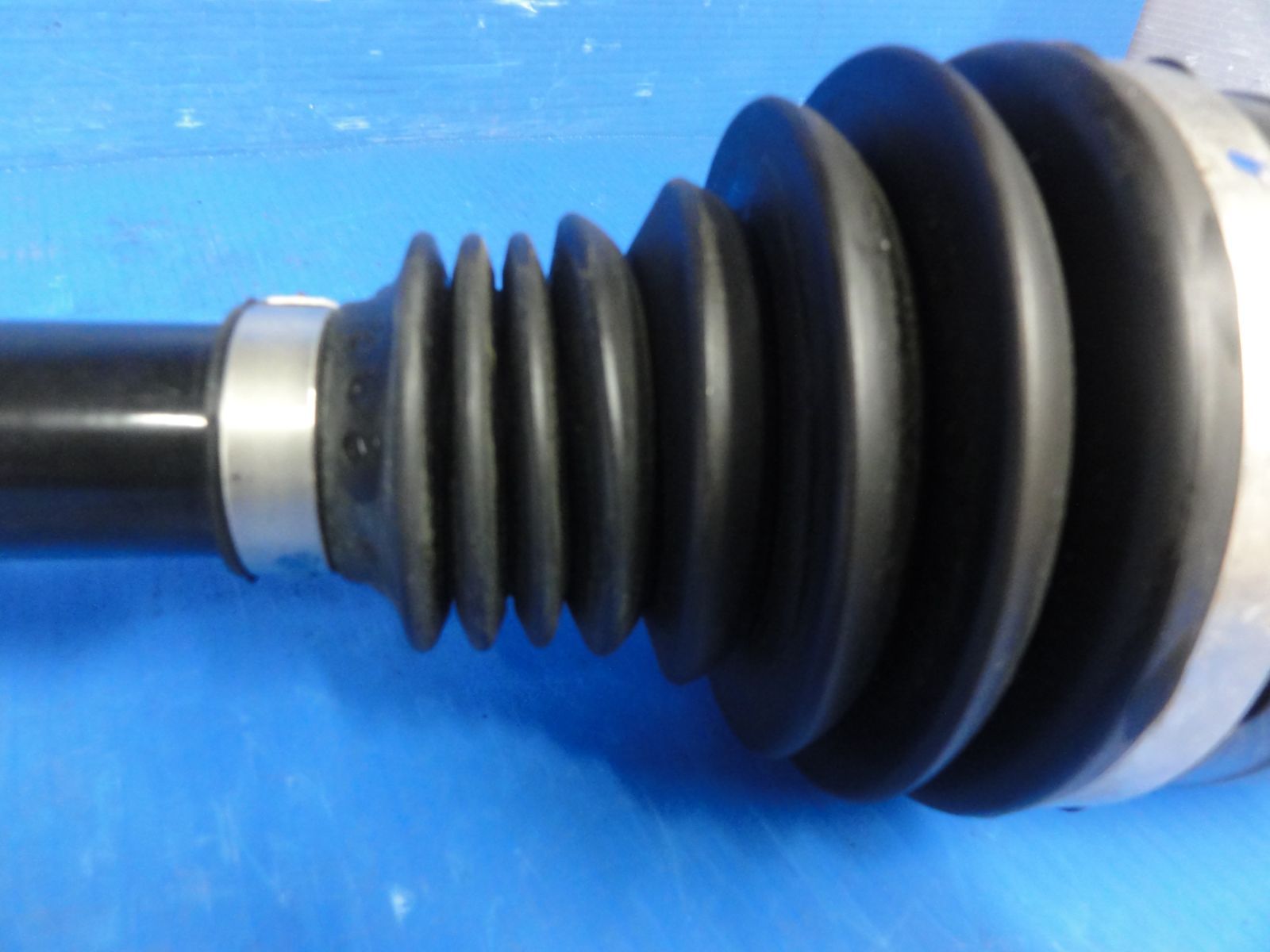 ドライブシャフト 純正