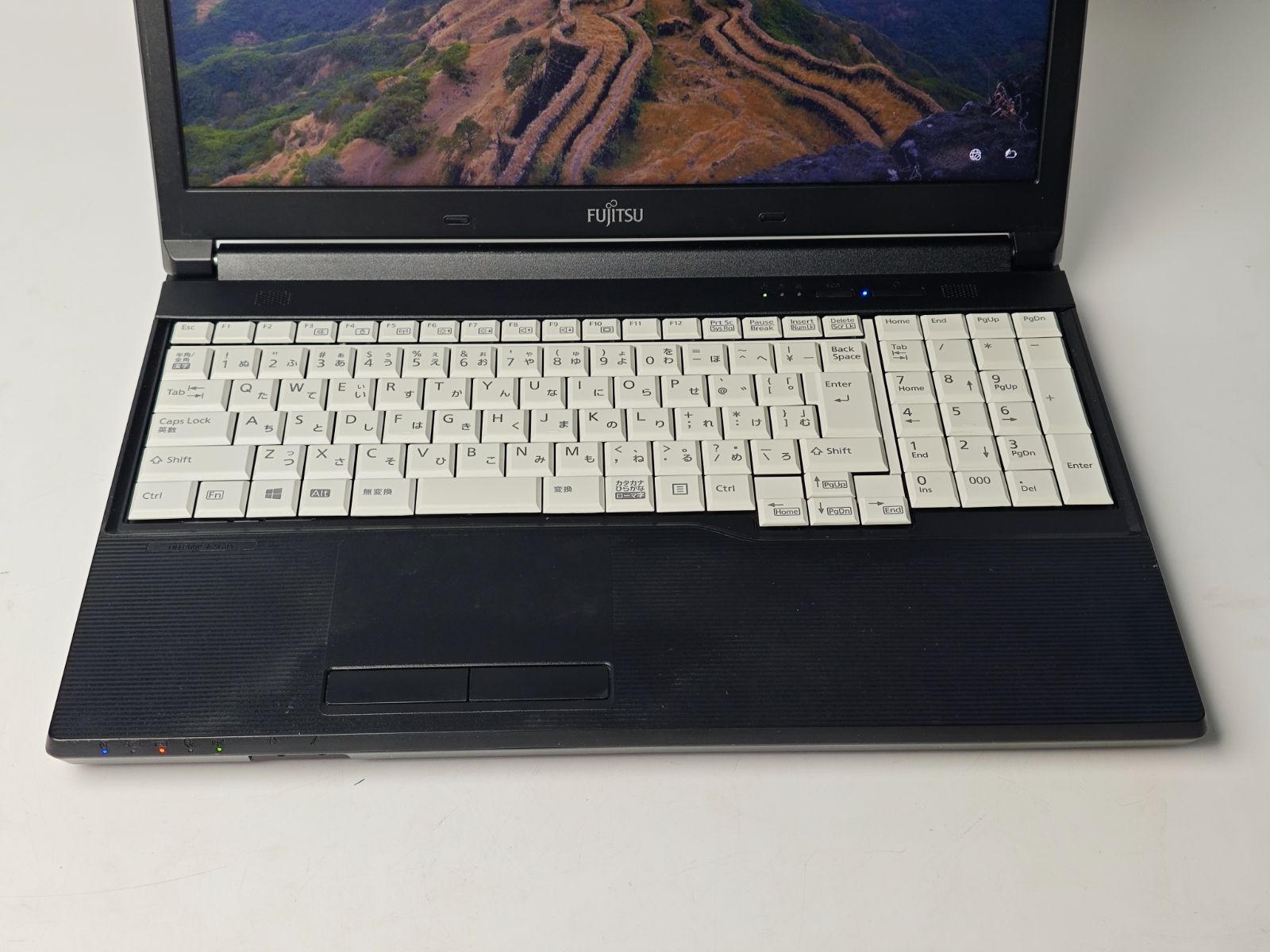 A103_8 【中古】FUJITSU Lifebook A576/TX ノート PC - メルカリ