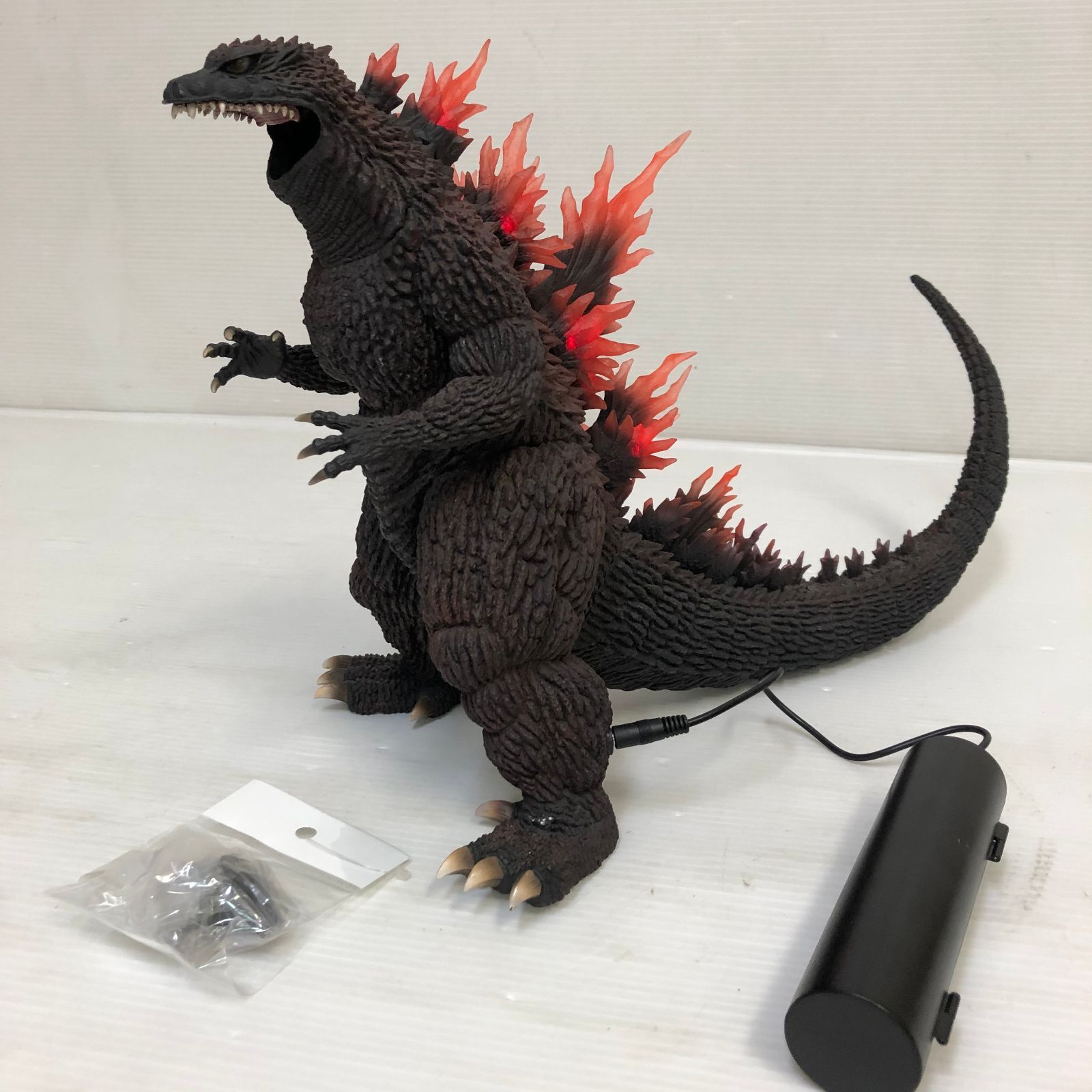 ▲東宝30㎝シリーズ ゴジラ 1999 ポスターイメージver. 品 smtoku091140