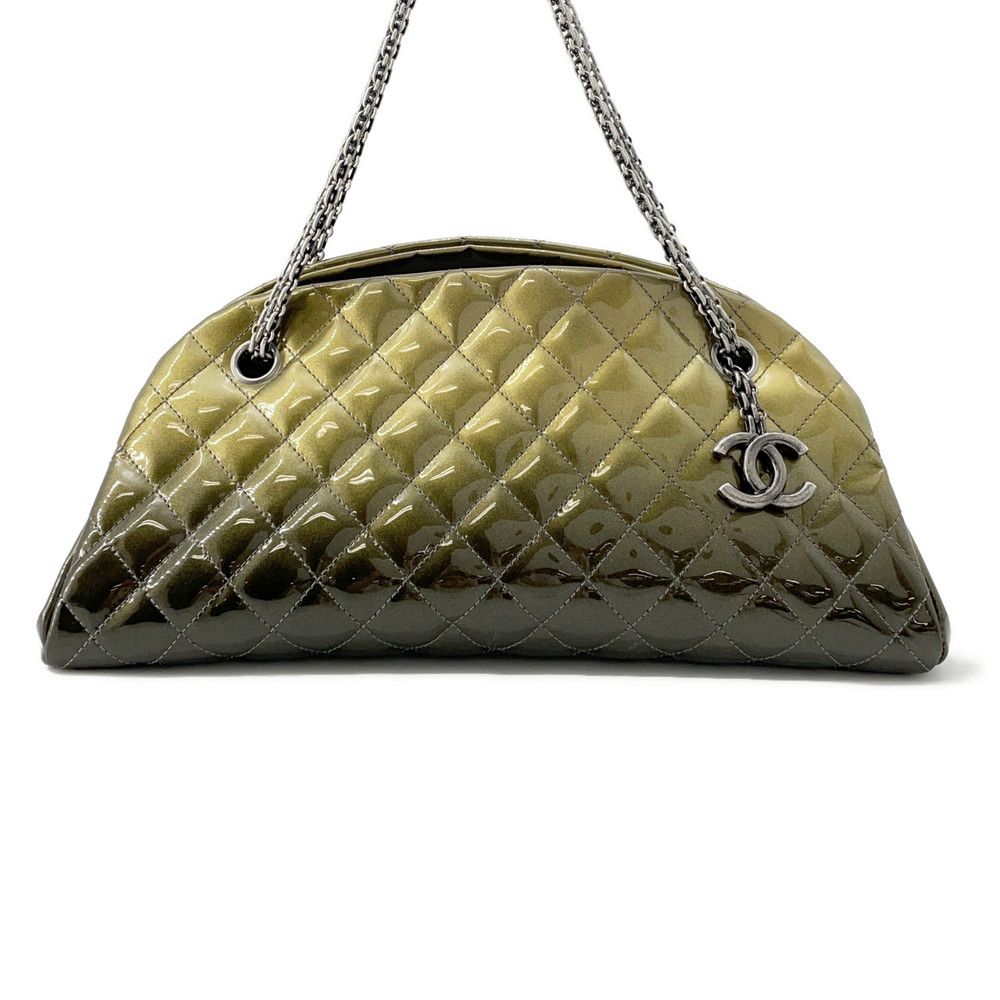 シャネル チェーンショルダーバッグ ココマーク マドモアゼル チェーンボーリングバッグ パテントレザー CHANEL バッグ