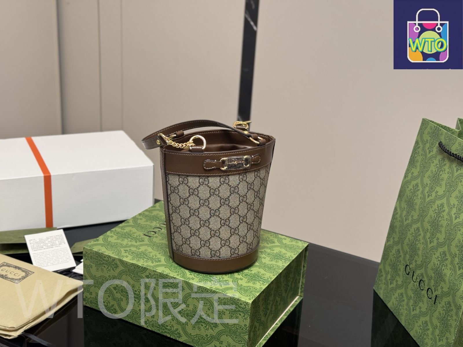 gucci ホースビット　バケット　バスケット グッチ　1955 バッグ グッチ ホースビット 1955」のバケットバッグが想像以上に実用的