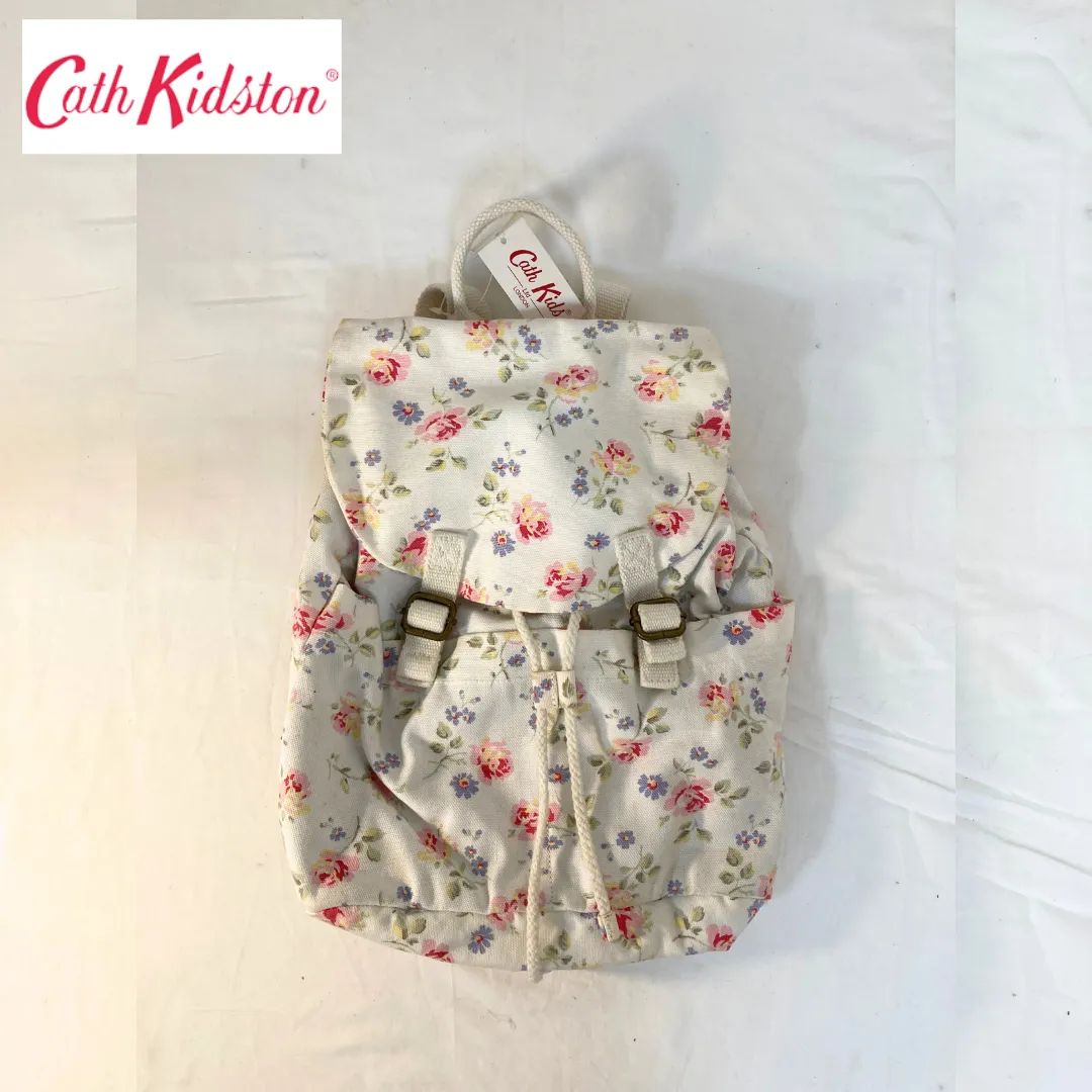 新品】CATH KIDSTON（キャスキッドソン） リュック 大人用 花柄 ホワイト - メルカリ