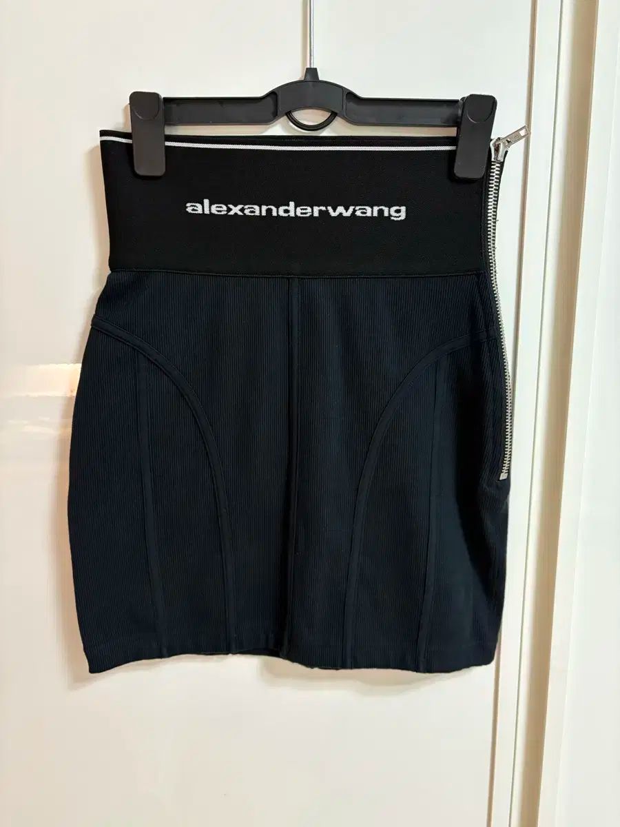 Alexander Wang アレキサンダーワング 弾力性のある スカート xs