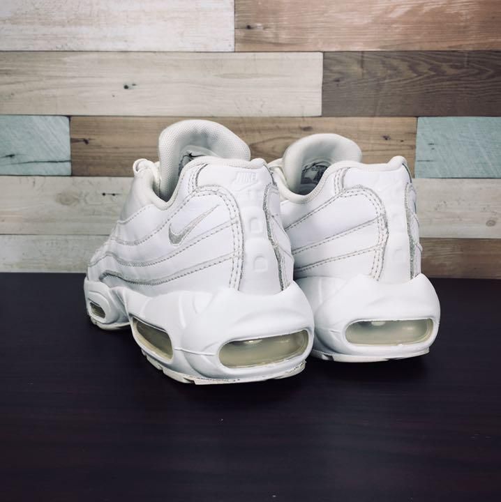 NIKE AIR MAX 95 ナイキエアマックス95 トリプル ホワイト 24cm