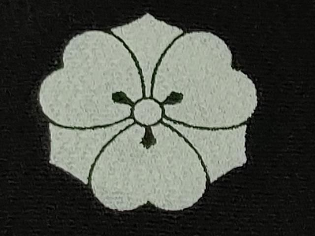 螺鈿 駒刺繍