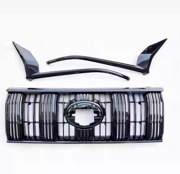 トヨタ ランドクルーザープラド TRJ150後期 フロントグリル 新車取外し