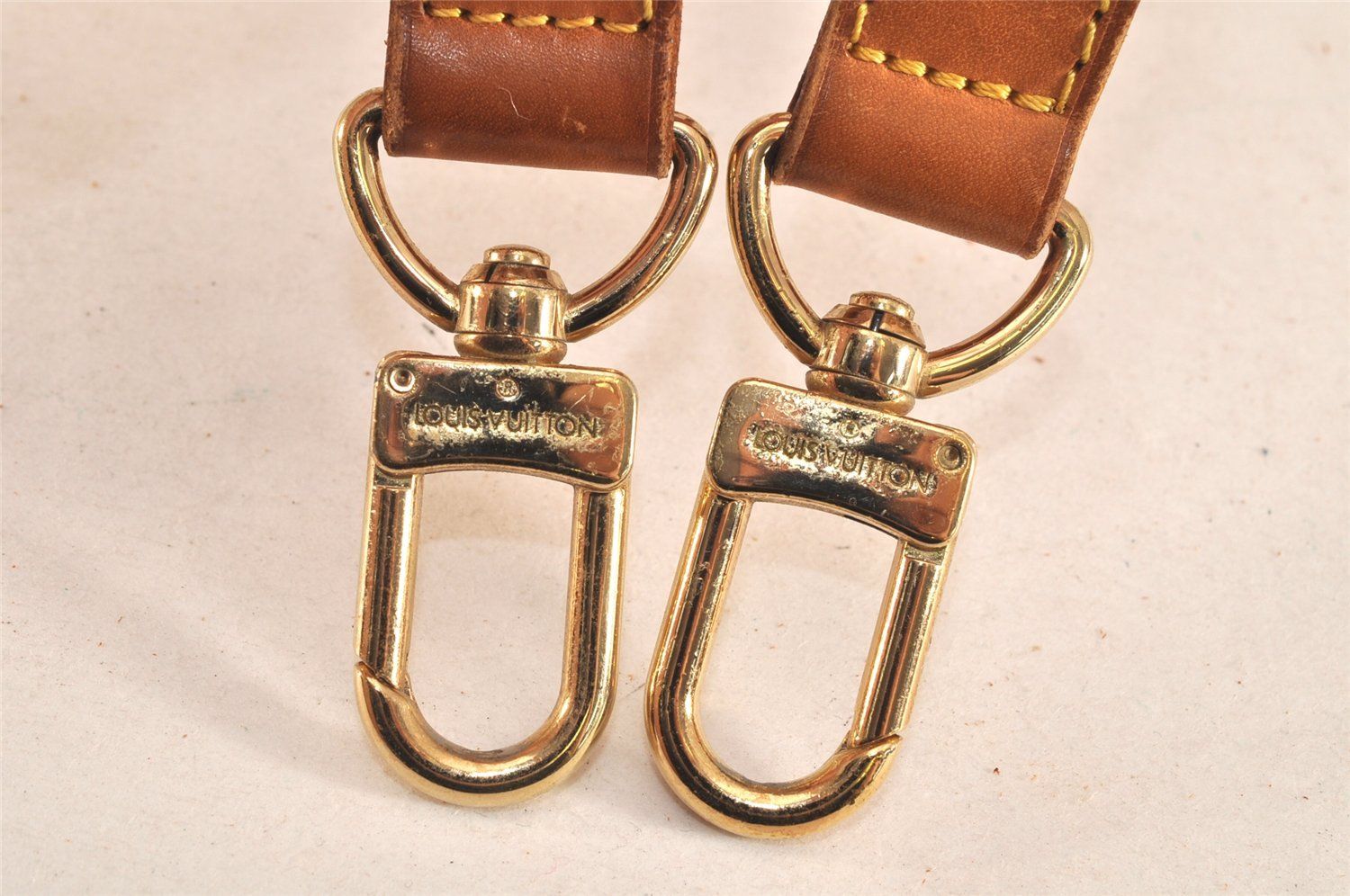LOUIS VUITTON レザー ストラップ ベージュ 楽天市場】【新品同様】LOUIS VUITTON ルイヴィトン ショルダー