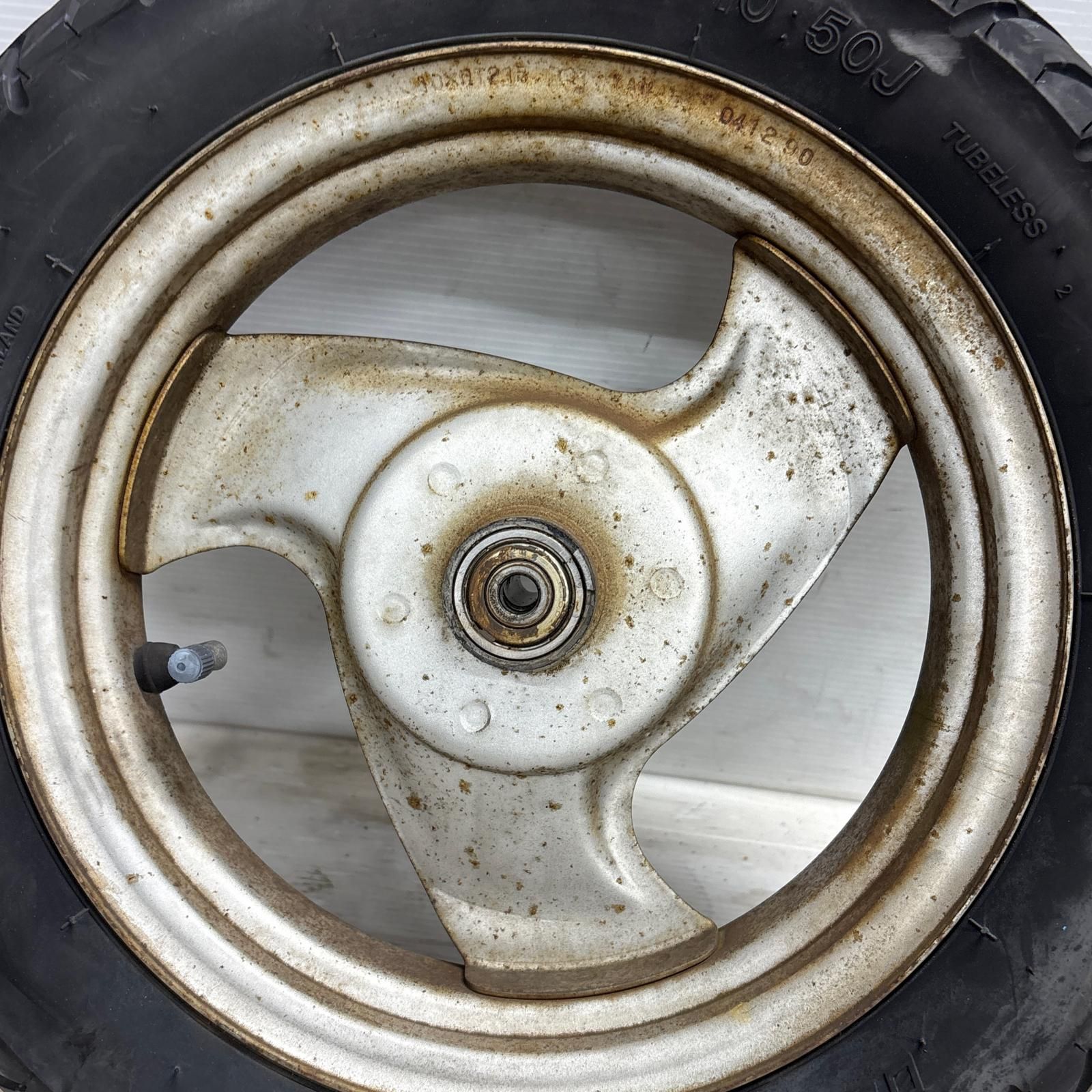 YAMAHA アクシス50 3VP フロントホイール ヤマハ 中古バイクパーツ販売