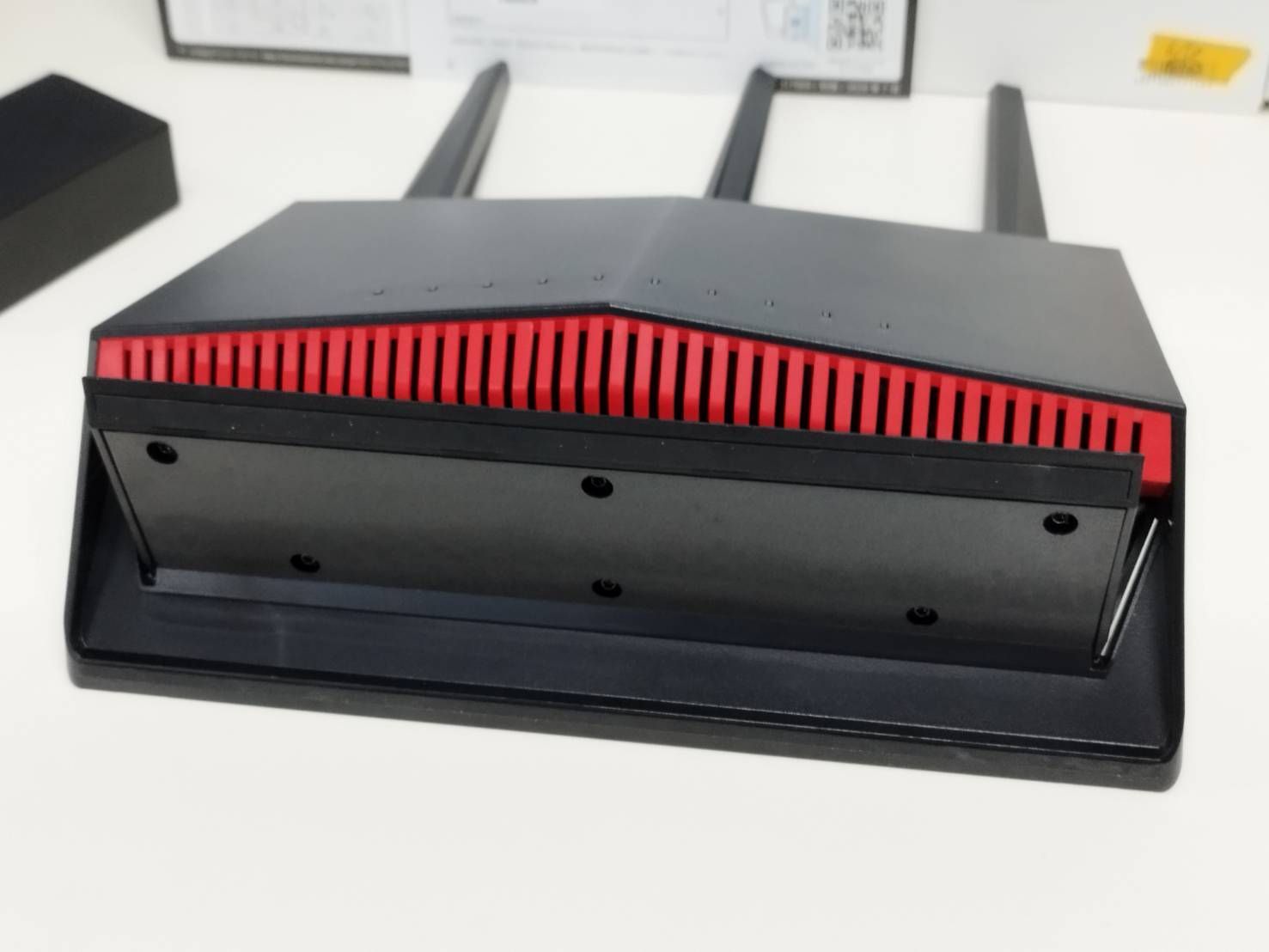 ASUS AX5700 RT-AX86S ゲーミングWi-Fiルーター - メルカリ