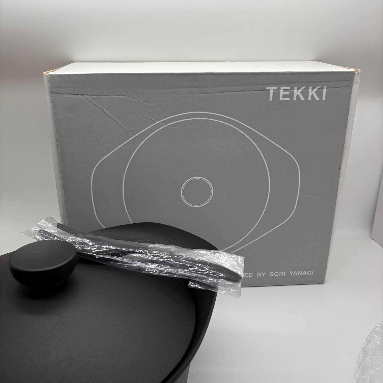 『柳宗理』南部鉄器　深型22㎝（鉄器蓋・ハンドル付） 楽天市場】柳宗理 鉄鍋 22cm IH対応 深型 鉄蓋付き ハンドル付き 南部