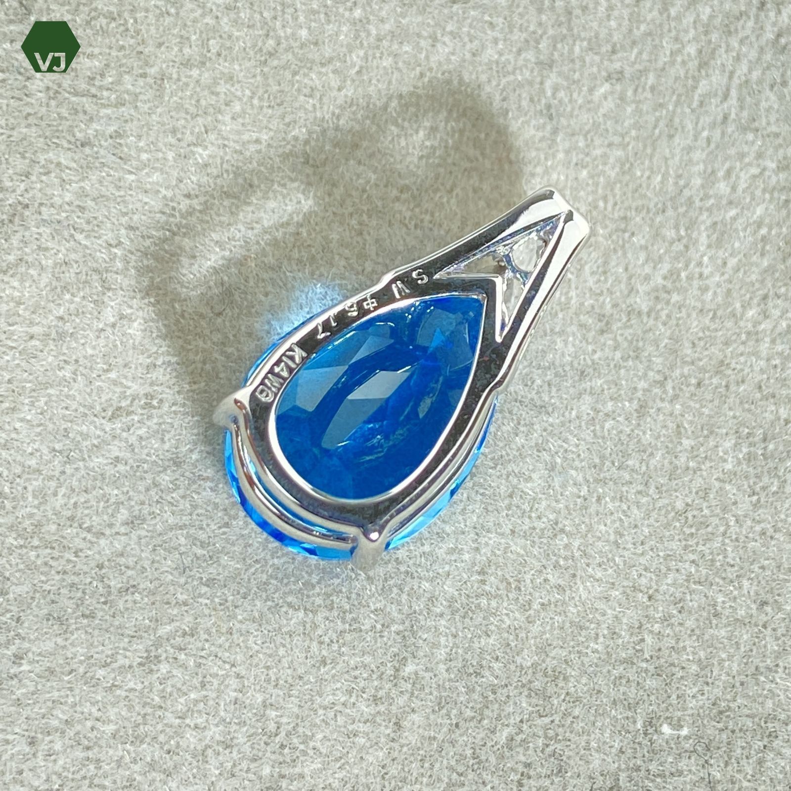 24-16】ブルートパーズ ホワイトサファイア ペンダントトップ 6.17ct 