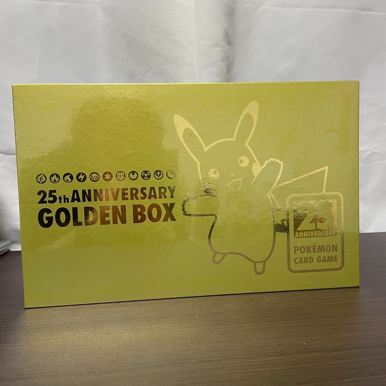 【納品書付】25th ANNIVERSARY GOLDEN BOX 未開封品ピカチュウ