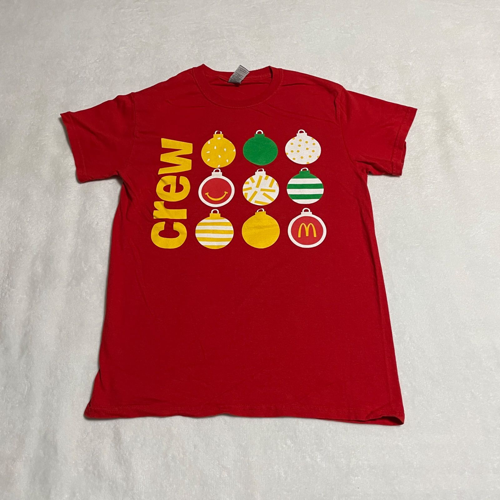 マクドナルド クルー プリントTシャツ クリスマス 赤 ギルダン - メルカリ