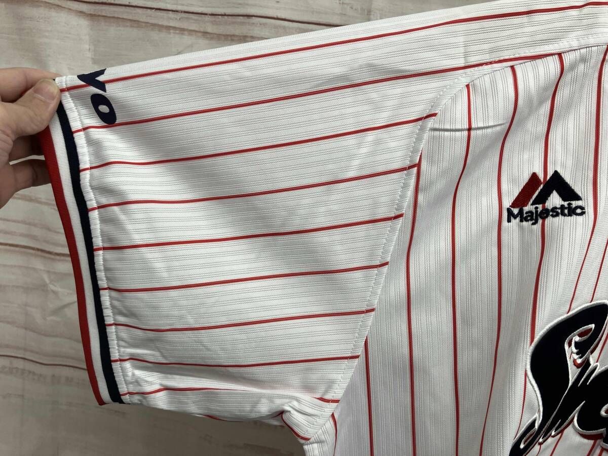 東京ヤクルトスワローズ 42 坂口智隆 通算1500試合達成記念