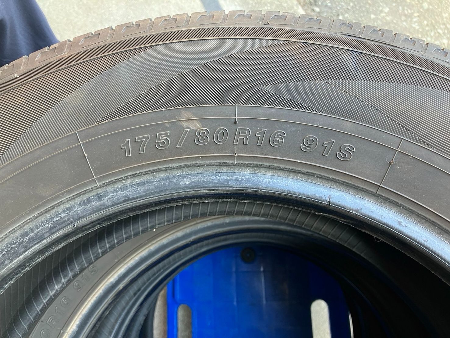 175|80R16 4本セット