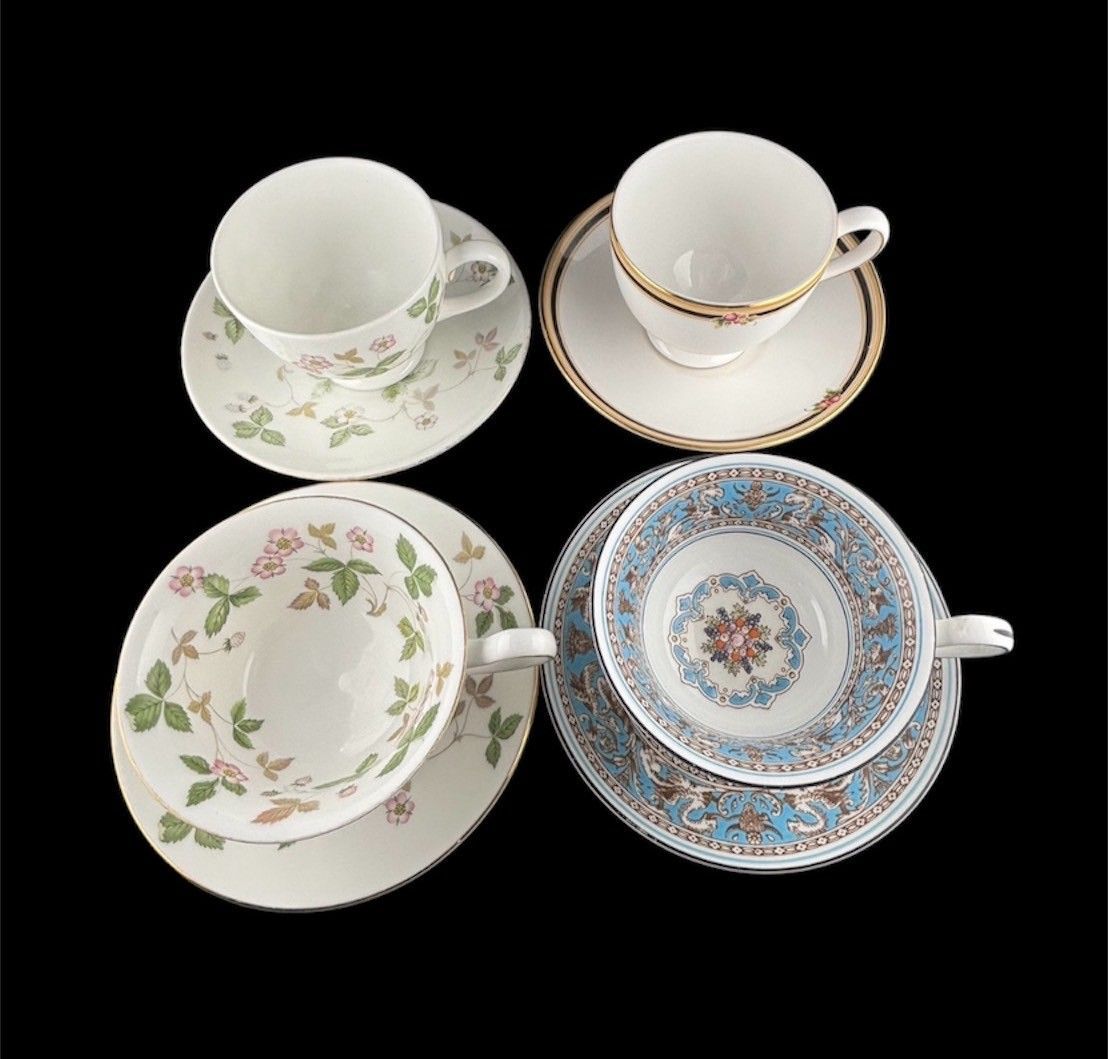 中古品】Wedgwood ウエッジウッド フロレンティーン ターコイズ ストロベリーティーカップ クリオ 4つセット カップ&ソーサー 磁器 レトロ  食器 - メルカリ