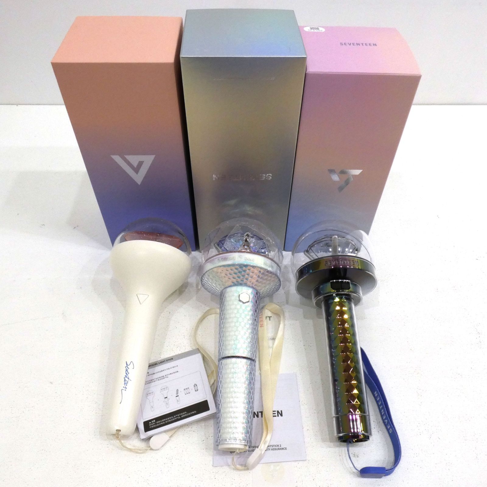 小牧店】検品済 SEVENTEEN OFFICIAL LIGHTSTICK VER.1・2・3 ペン 