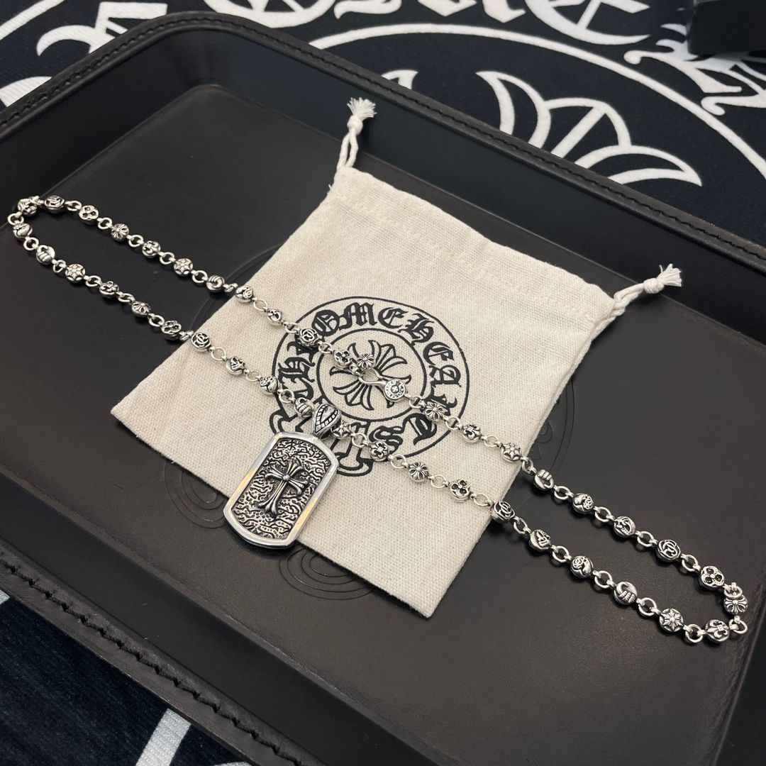 新品未使用】クロムハーツ（Chrome Hearts）クロスドッグタグペンダント ネックレス シルバー - メルカリ