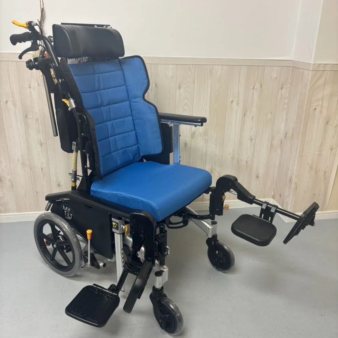 FOG 松永製作所 マイチルトコンパクト車椅子 MH-CR3D 松永制作所 リクライニング 車椅子 マイチルトコンパクト MH-CR3D マイ