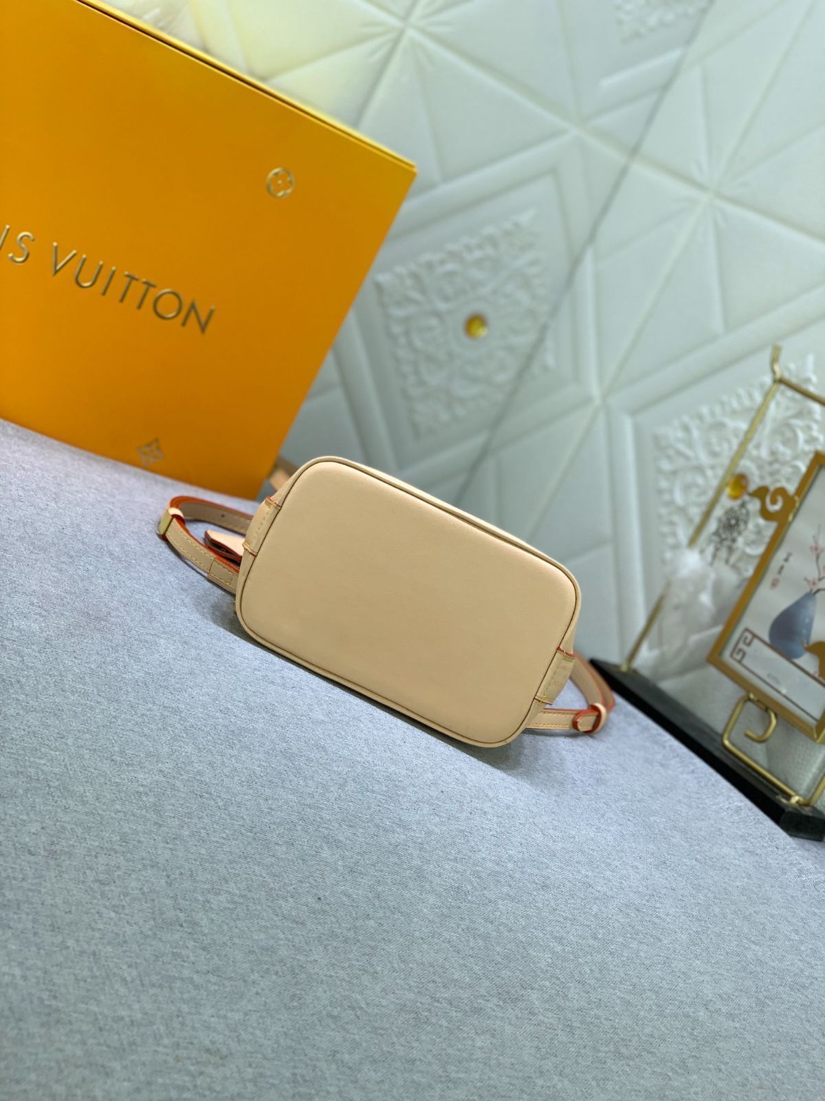 LVショルダーバッグ ショルダーバッグ