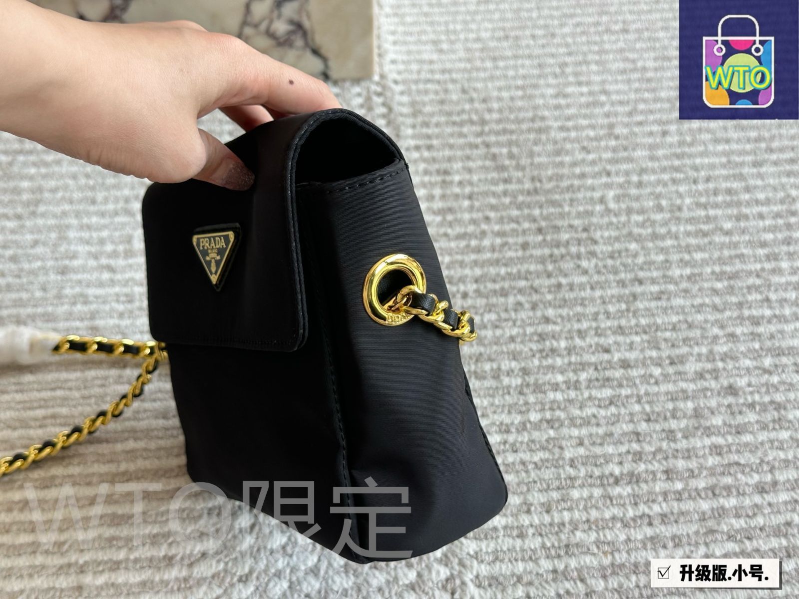 ヴィンテージ☆PRADA☆ペイデントチェーンポーチクロスバッグ 今日特価】Prada Vintage Nylon Chain Parachute Bag プラダ