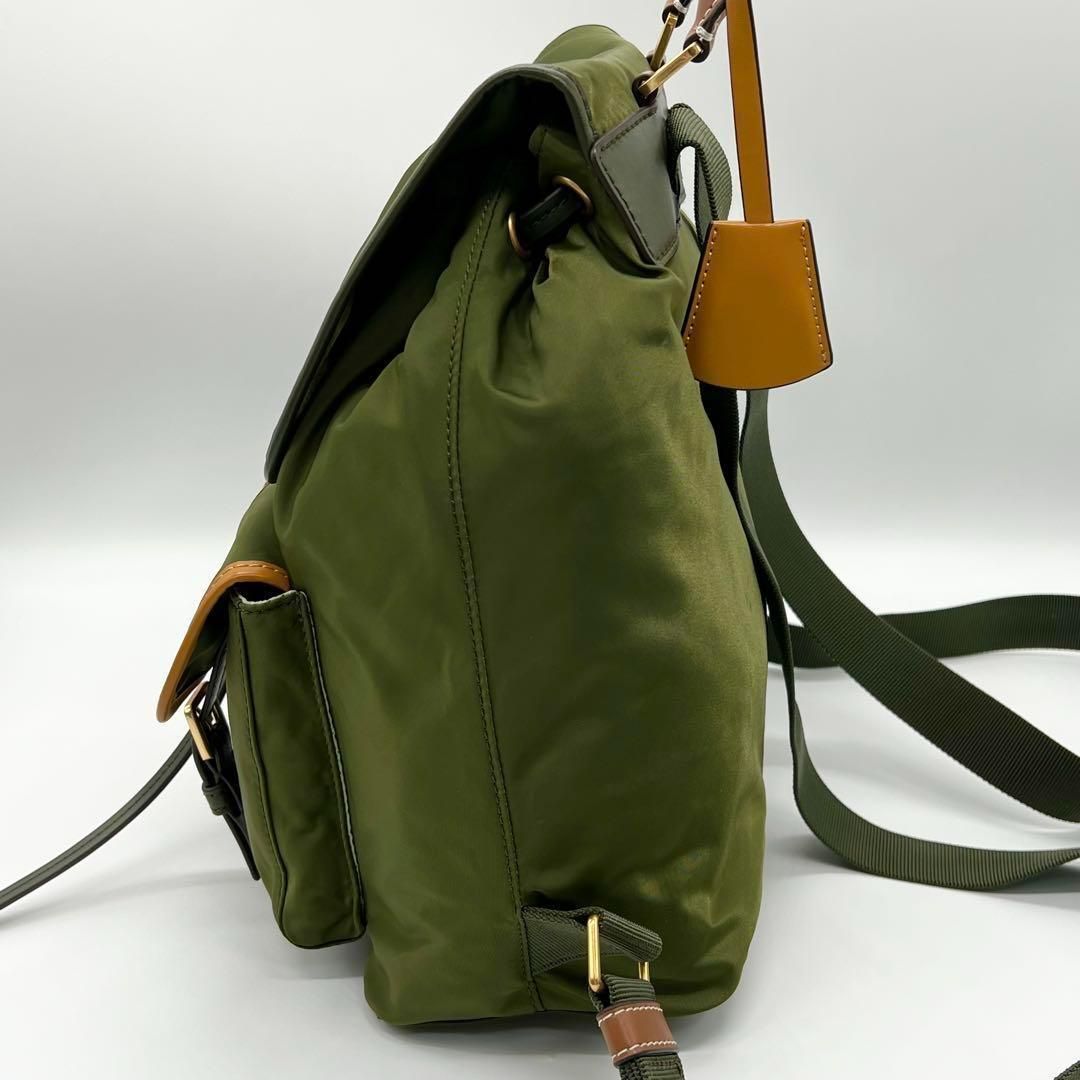 【美品】Tory Burch リュックサック ナイロン レザー グリーン 美品】Tory Burch リュックサック ナイロン レザー グリーン