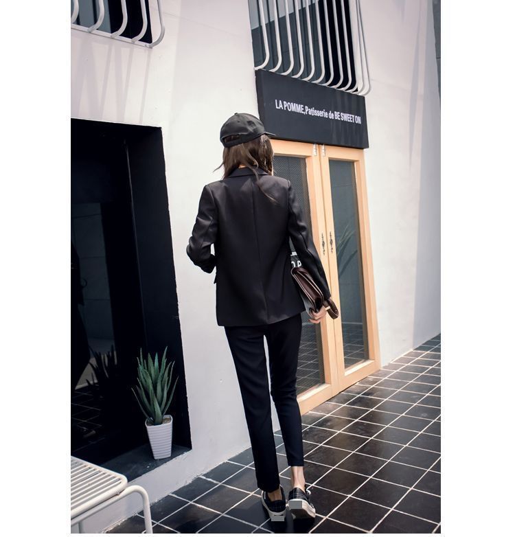 ビジネススーツ