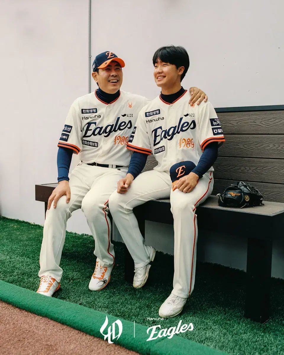Hanwhae Eagles ハンファ イーグルス 40 記念日 本物の遺産 盧 施煥 ノ シファン マーキング 販売 100 サイズ