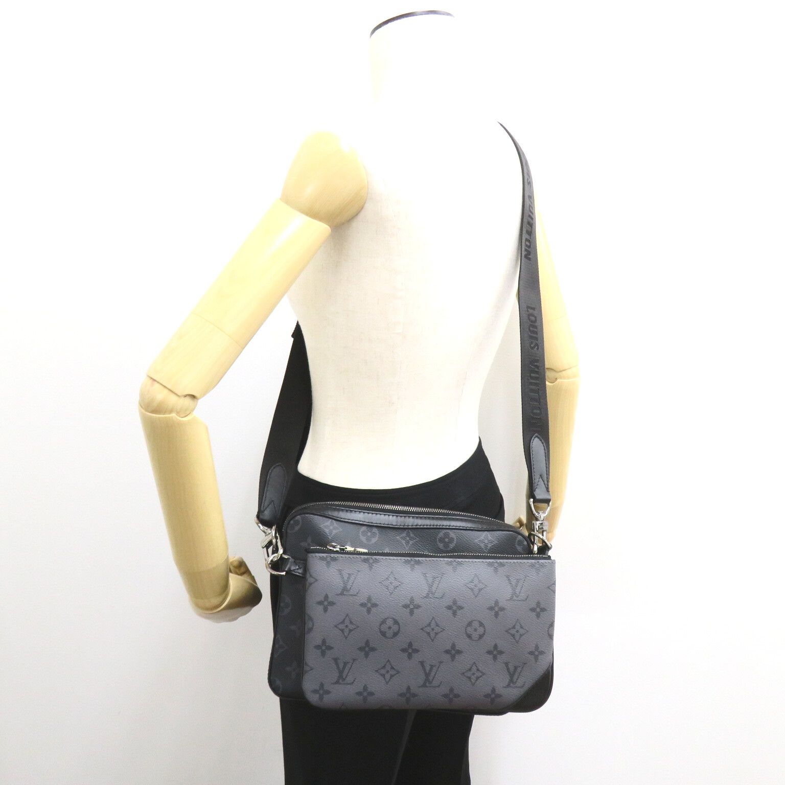 ルイ・ヴィトン トリオ・メッセンジャー ショルダーバッグ - メルカリ