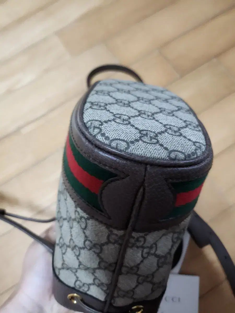 GUCCI