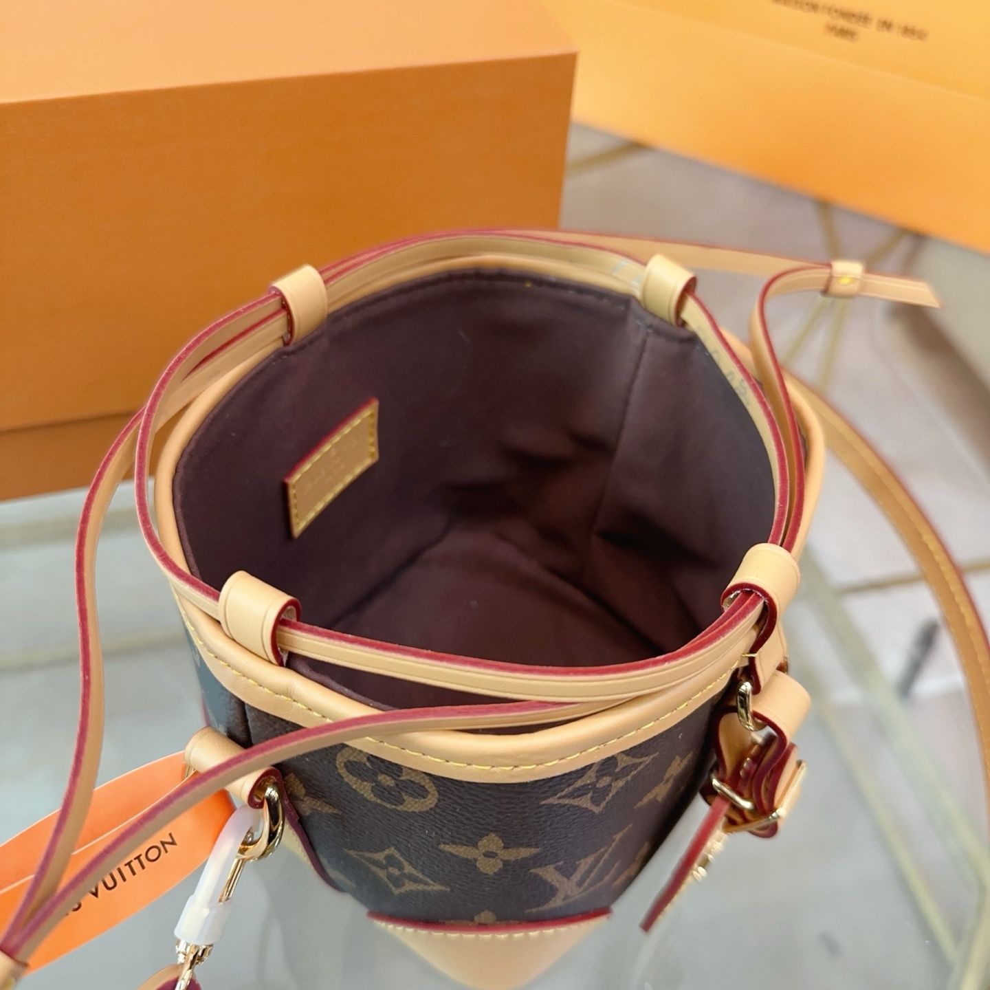 p 1200折りたたみ式ギフトボックス➕ひこうきばこ LVショー金