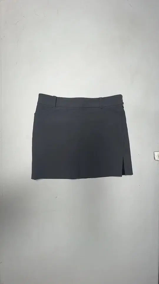 9593 回 Titleist タイトリスト 秋 レディース ゴルフ スカート 26 インチ