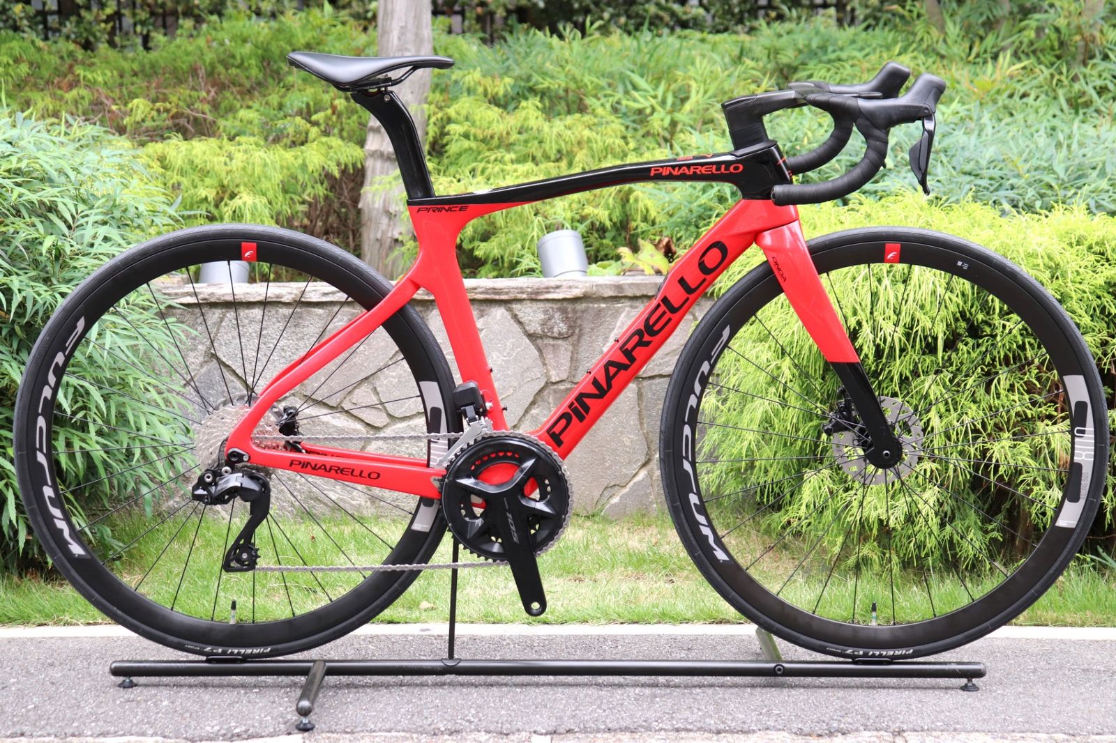 ピナレロ PINARELLO プリンス PRINCE DISK 2025 490サイズ シマノ 105 R7170 Di2 12S カーボン ロードバイク さいたま浦和店