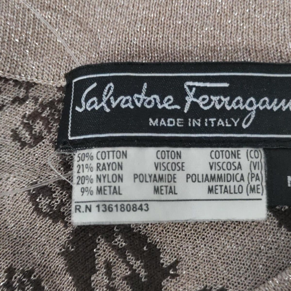 ダークブラウン×ベージュ