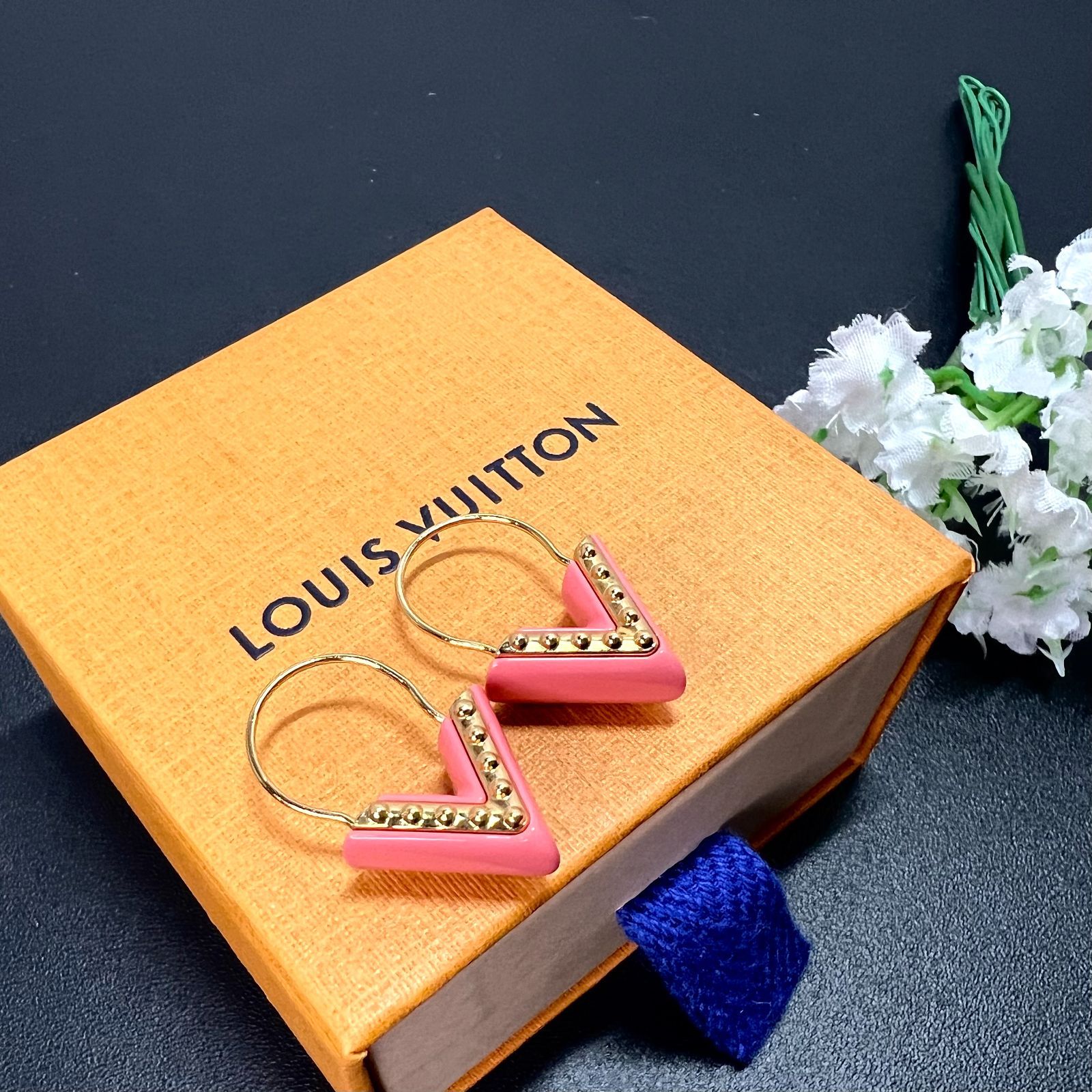ルイ・ヴィトン ピアス LOUIS VUITTON/ルイヴィトン M63187 エッセンシャルV フープ