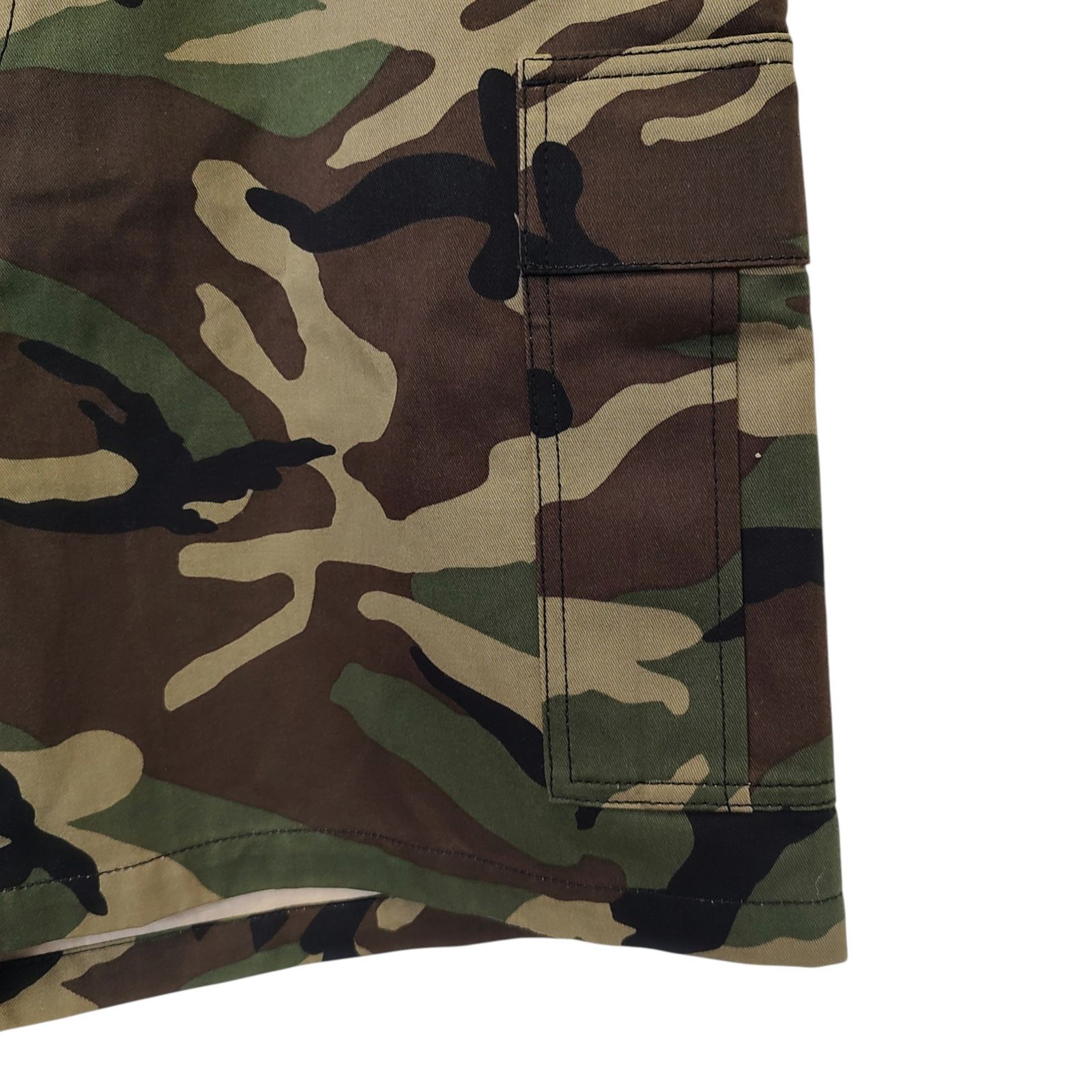 VETEMENTS ヴェトモン 25SS CARGO SHORTS カモフラ カーゴ ショート