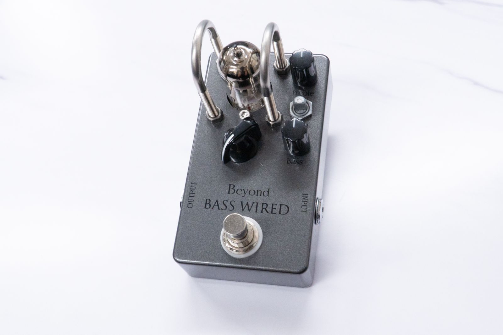 used】Beyond / Tube Preamp Bass Wired Blue LED #BW00115【GIB