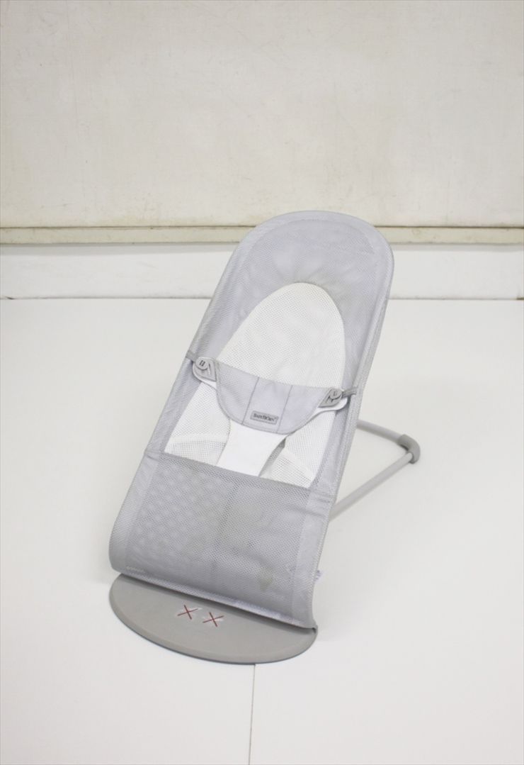 ベビービョルン バウンサーバランス ソフト Air シルバーホワイト 快適フルメッシュ 軽量コンパクト クリーニング済み B45601t