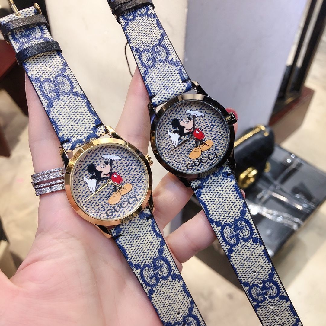 FENDI・GUCCI 腕時計 まとめ売り 計3本 箱付極美品】フェンディ FENDI QZ 箱/コマ3付 000-114-475