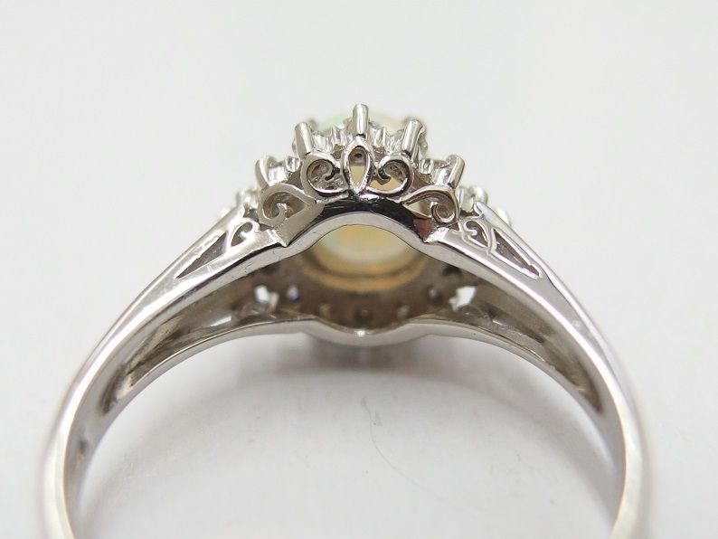 Pt900 オパール 0.89ct D0.20ct 15号 リング - メルカリ 
