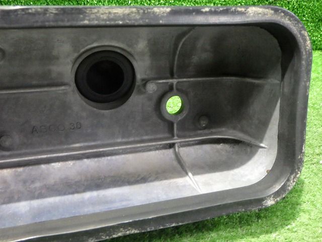 タペットカバー KE35