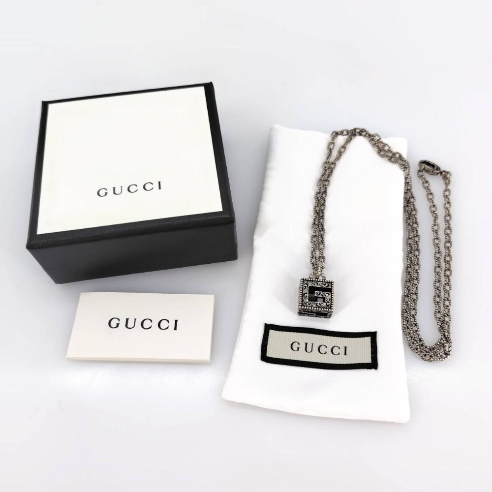05w13296 最新 グッチ GUCCI スクエア Gロゴ キューブ ネックレス メンズ Ag925 シルバー 【品】