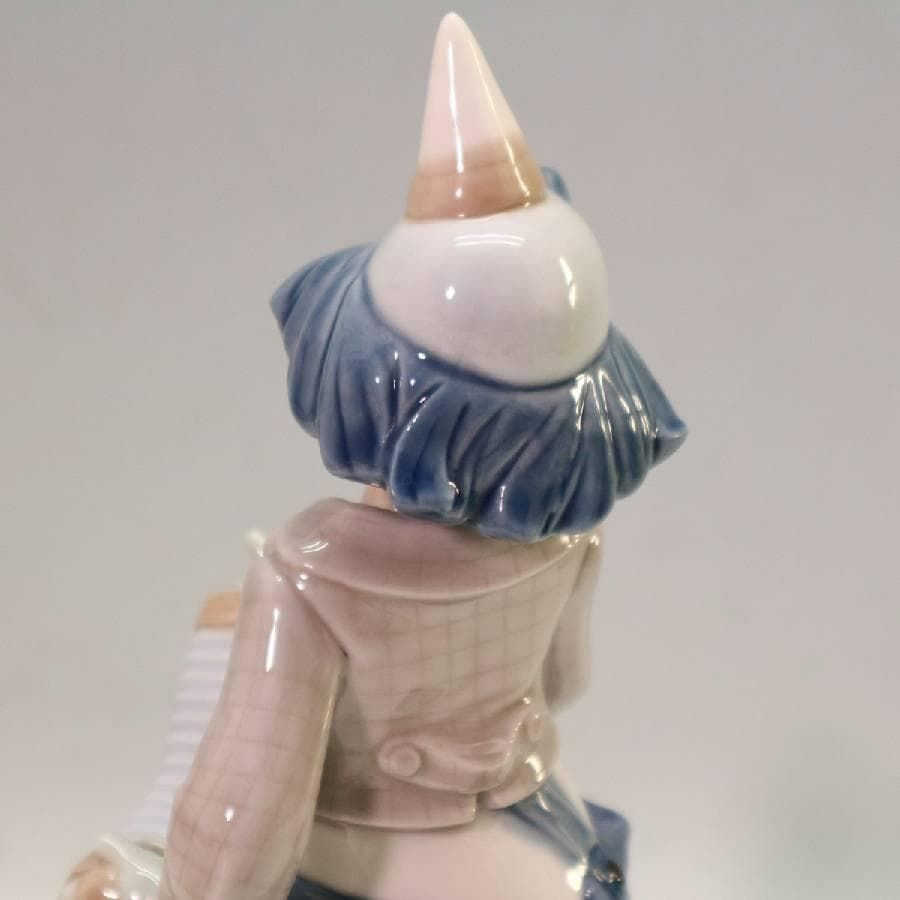 美品 リヤドロの姉妹ブランド NAO ピエロ フィギュリン スペイン製 美品 リヤドロの姉妹ブランド NAO ピエロ フィギュリン スペイン製