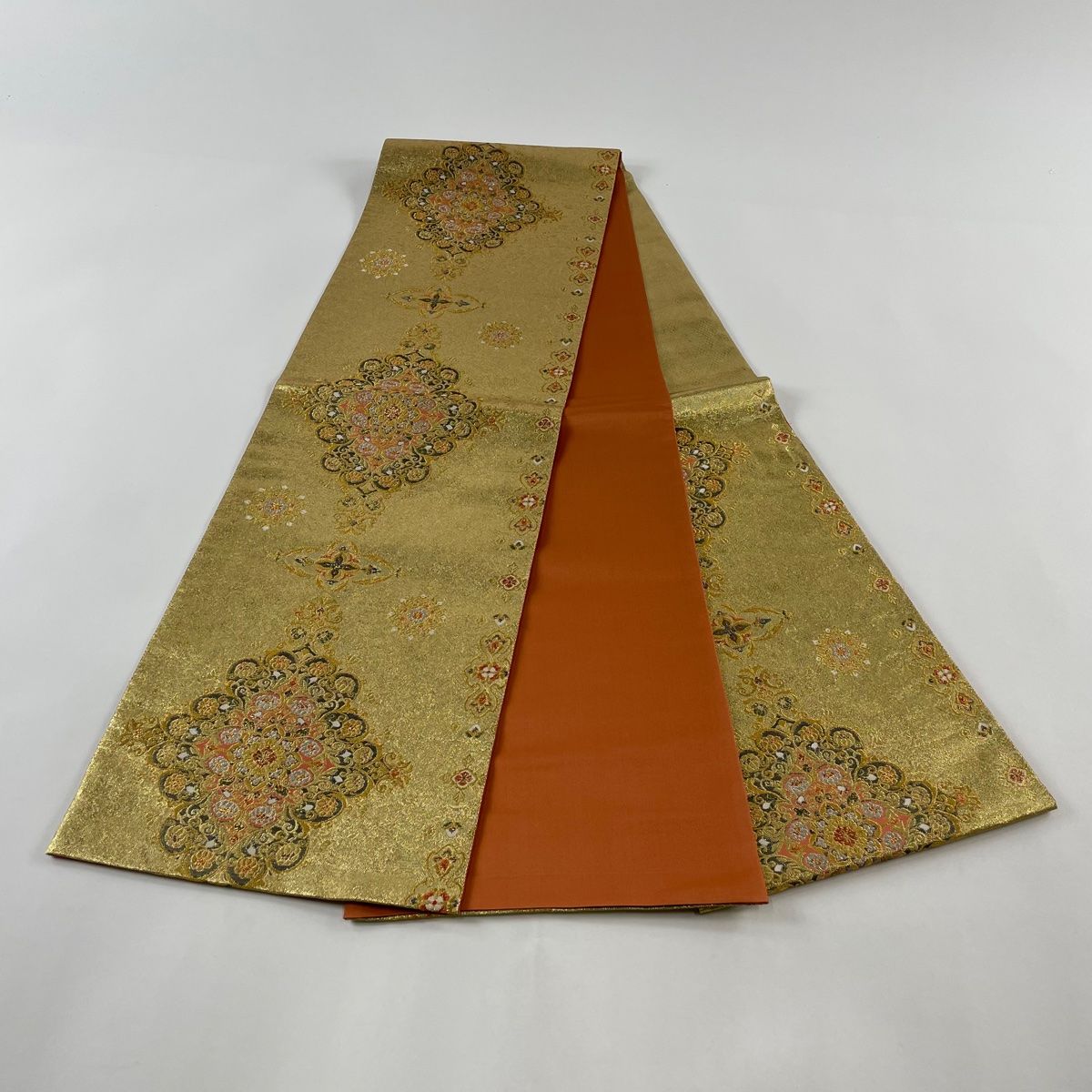 袋帯 美品 秀品 華文 草花 金銀糸 箔 金色 六通 正絹 【中古